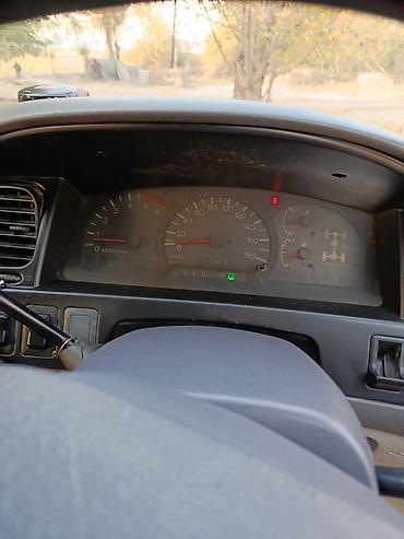 битую машину: Mitsubishi Space Gear: 1994 г., 2.8 л, Автомат, Дизель, Минивэн — 10