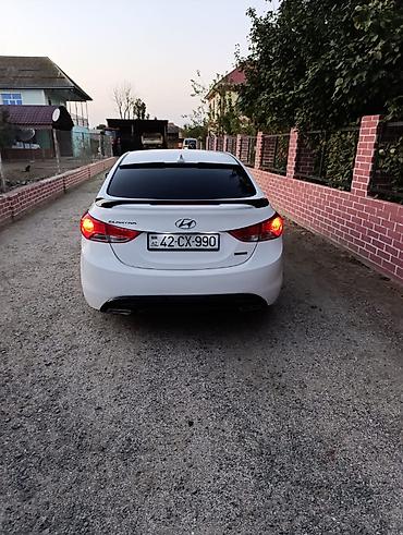 mersedes disk teker: Hyundai Elantra: 1.8 l | 2013 il Sedan — 1
