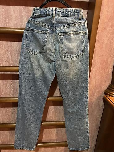 qara kişi cinsləri: Mavi “washed” effekti olan cins şalvar - Kəsim: düz/relaxed fit, düz — 2