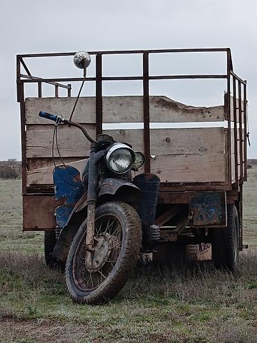 3 tekerlekli motor: Motosiklet əsaslı yük daşıyan üçtəkərli nəqliyyat vasitəsi - — 1