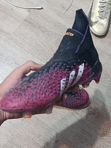 predator бутсы: Футбольные бутсы Adidas Predator (линейка Predator с носком-«носок») — 4