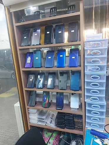 Məhsul: Müxtəlif markalı smartfonlar və aksesuarlar Təsvir: -