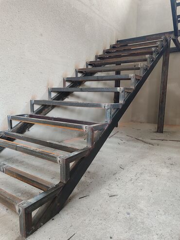 Обшивка лестниц: Лестница лестница каркас сварочный работа лестница перила на весь — 5