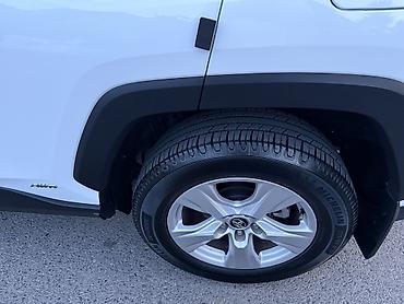 Ravon: Toyota RAV4: 2020 г., 2.5 л, Автомат, Гибрид, Кроссовер — 10