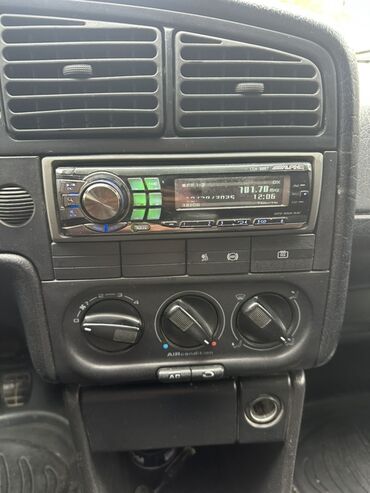 магнитола е53: Автомобильная магнитола Alpine CDA-9887 встроенный блютуз -