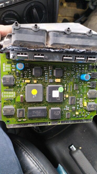 СТО, ремонт транспорта: Вскрытие авто открыть взлом двери заклинило ремонт зажигание замена — 11