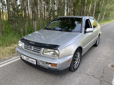 alfa romeo 155 2 mt: Volkswagen Vento: 1999 г., 2 л, Механика, Бензин, Седан