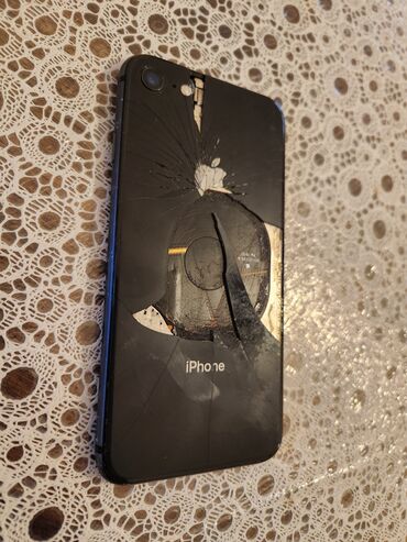 Apple iPhone: IPhone 8, 64 GB, Jet Black, Qırıq, Barmaq izi, Face ID