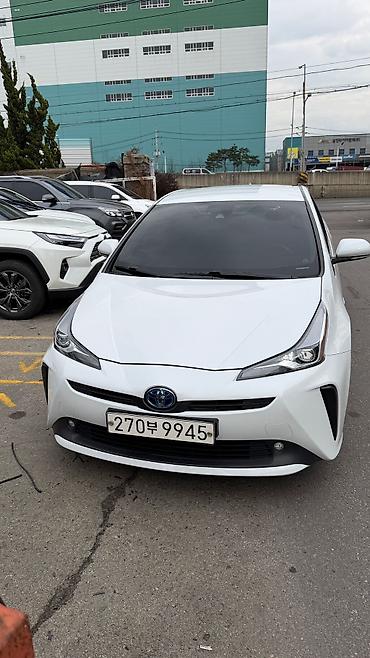 тойота краун 2023: Toyota Prius: 2020 г., 1.8 л, Автомат, Гибрид, Хэтчбэк — 8