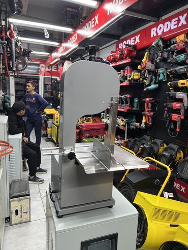 Другие инструменты: Мясорезка Напряжения 220вольт Промышленная ленточная пила для мяса и — 3