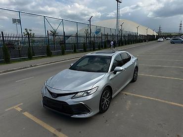 corolla 2016: Toyota Camry: 2021 г., 2.5 л, Вариатор, Гибрид, Седан — 1