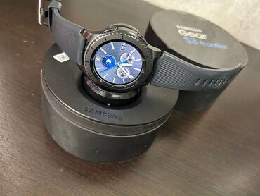 часы samsung gear s2 sport: Продаю смарт часы samsung gear s3 frontier, батарея держит долго
