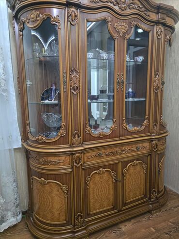 Mebel: İşlənmiş, Servant, Kredit yoxdur