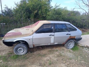 фольксваген поло новый кузов комплектации и цены: Vaz 2109 sökülüb satılır.kuza ultizasiyaya verilecek.mator uje satılıb