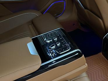 FAW: FAW : 2020 г., 3 л, Автомат, Бензин, Седан — 9