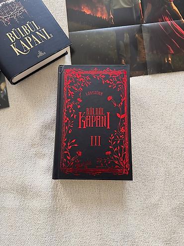 Kitab dolabları: Məhsul: Loresima – Bülbül Kapanı kitab seriyası (I–IV) Tək-tək — 7