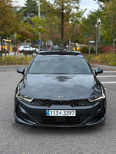 geely galaxy m9: Kia K5: 2022 г., Седан — 2