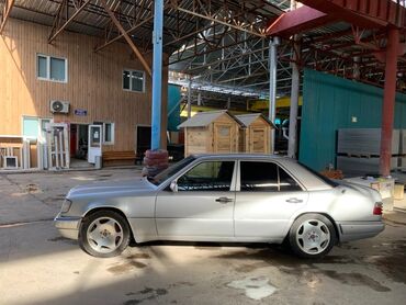 купить сони плейстейшен 3 в бишкеке: Mercedes-Benz W124: 1993 г., 4.2 л, Автомат, Газ