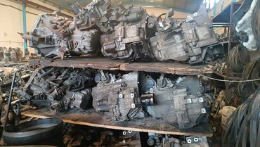 Sbor motorlar və silindr başlıqları: Müxtəlif markaların avtomobil mühərrikləri topdan satılır. Mühərriklər — 9