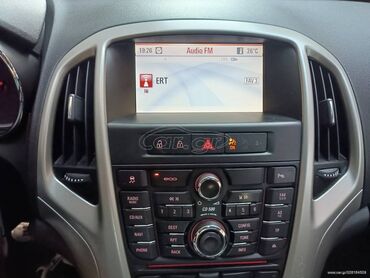 Opel: Opel Astra: 1.2 l. | 2011 έ. 141000 km. Χάτσμπακ — 11