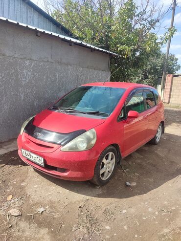 камера хово: Компактный городской хэтчбек Honda Fit (Jazz) в красном цвете