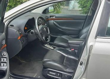 эксковатор мтз: Toyota Avensis: 2006 г. — 5