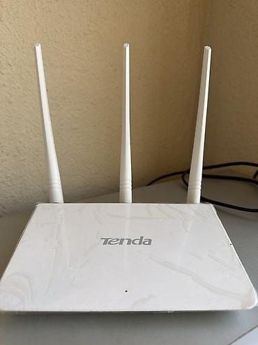Tenda Wi‑Fi router - 3 ədəd güclü xarici antena – evi/ofisi geniş