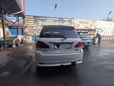 Toyota: Toyota Ipsum: 2002 г., 2.4 л, Минивэн — 8