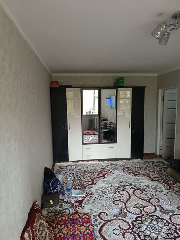 продается 1 комн квартира: 2 комнаты, 43 м², 103 серия, 1 этаж