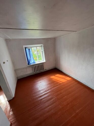 64 м², 4 комнаты, Старый ремонт Без мебели