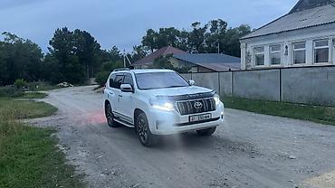 бампер прадо: Toyota Land Cruiser Prado: 2012 г., 2.7 л, Бензин, Внедорожник — 1
