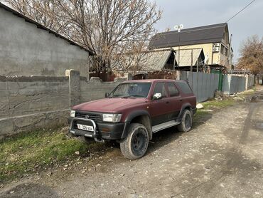 аварийная продаю: Toyota Hilux Surf: 1993 г., 2.5 л, Автомат, Дизель, Внедорожник