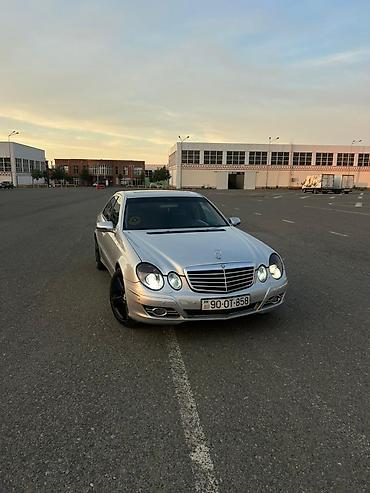 cls 63 amg: Mercedes-Benz E-Class: 2.2 l | 2002 il Sedan — 1