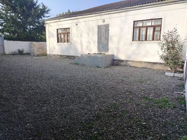 Həyət evləri və villaların satışı: Quba Xacmaz yolundan 50 metr iceri qaz su isiq daimi tecili satilir — 4