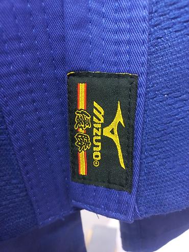 Спорт жана эс алуу: Кимоно для дзюдо Mizuno, синее - Комплект: куртка (кимоно) и штаны на — 2