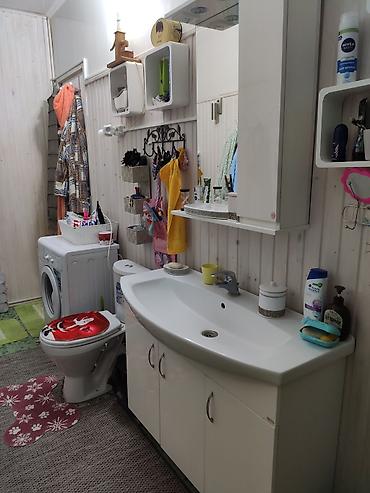 Продажа коттеджей и домов: Продается 2-х этажный дом с бассейном,два сан узла в доме и один на — 9