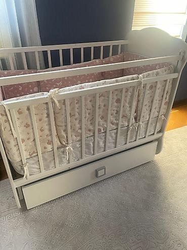 chicco beşik: Kravat 150 azn happy babyden baha alinib matrasi var yellenir prablemi — 1
