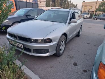Mitsubishi: Mitsubishi Galant: 2001 г., 2 л, Механика, Бензин
