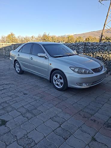 4 рунер: Toyota Camry: 2004 г., 3 л, Автомат, Бензин, Седан — 7