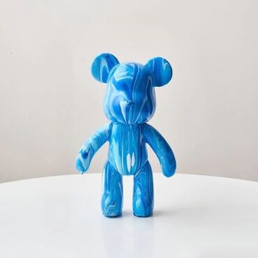 белый медведь игрушка: Bearbrick трендовый медведь цена 600сом размер-18см 2-краски перчатки