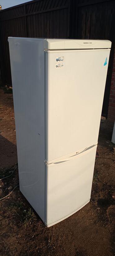 бытовая техника холодильники: Холодильник LG, Б/у, Двухкамерный, De frost (капельный), 55 * 153 * 57