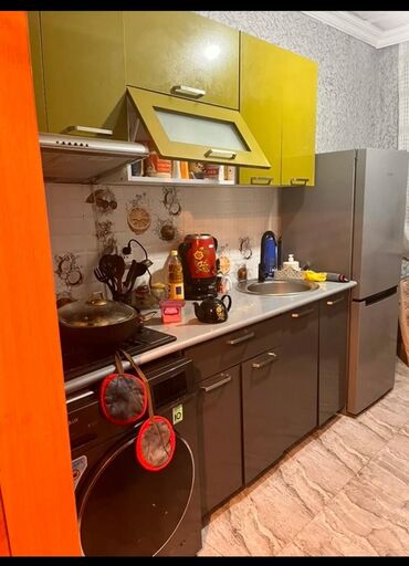 Mətbəx mebeli: Metbex mebeli satilir 450 azn moyka aspirator qaz verilir unvan
