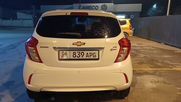 Chevrolet: Chevrolet Spark: 2017 г., 0.1 л, Вариатор, Бензин, Хэтчбэк — 2