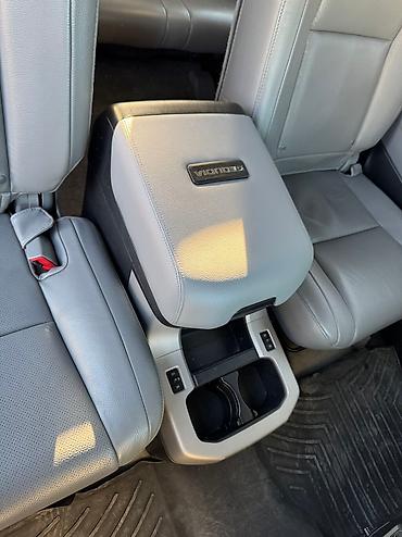 Частная аренда авто: Сдаю в аренду Rent cars off road cars Внедорожники Toyota Sequoia — 4