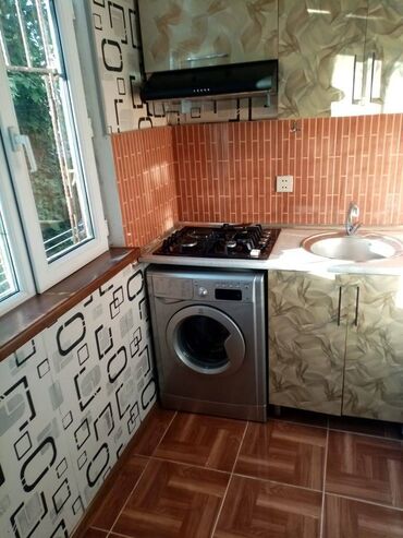 Uzunmüddətli kirayə mənzillər: Nəsimi rayonu 4 mikrorayon Zərifə Əliyeva adına Göz xəstəxanası ilə — 4