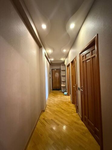 Uzunmüddətli kirayə mənzillər: Xətai Rayonu Xalqlar Dostluğu Metrosuna yaxın Gövhər Mtk 2 otaq — 7