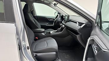 Toyota: Toyota RAV4: 2020 г., 2.5 л, Автомат, Бензин, Внедорожник — 12