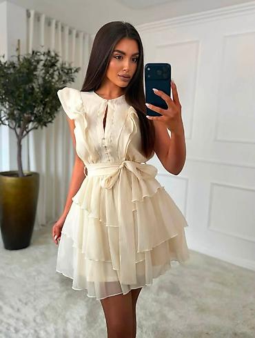 lil solid online prodaja: 06. Najlepše haljinice
Veličine : S/M i M/L
Cena : 3.800 dinara H — 2