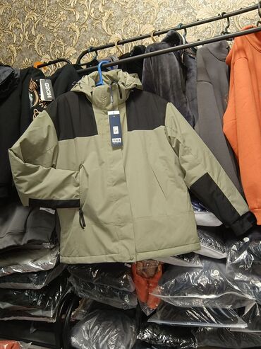 Куртки: Новинка! Куртка с капюшоном.Ткань водо-грязеоталкивающая. Подойдёт — 9