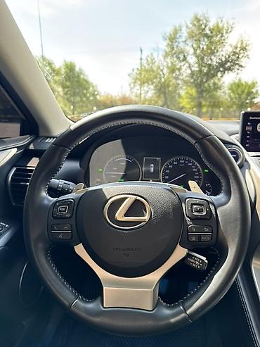 руль лексус: Lexus NX: 2018 г., 2.5 л, Вариатор, Гибрид, Кроссовер — 9